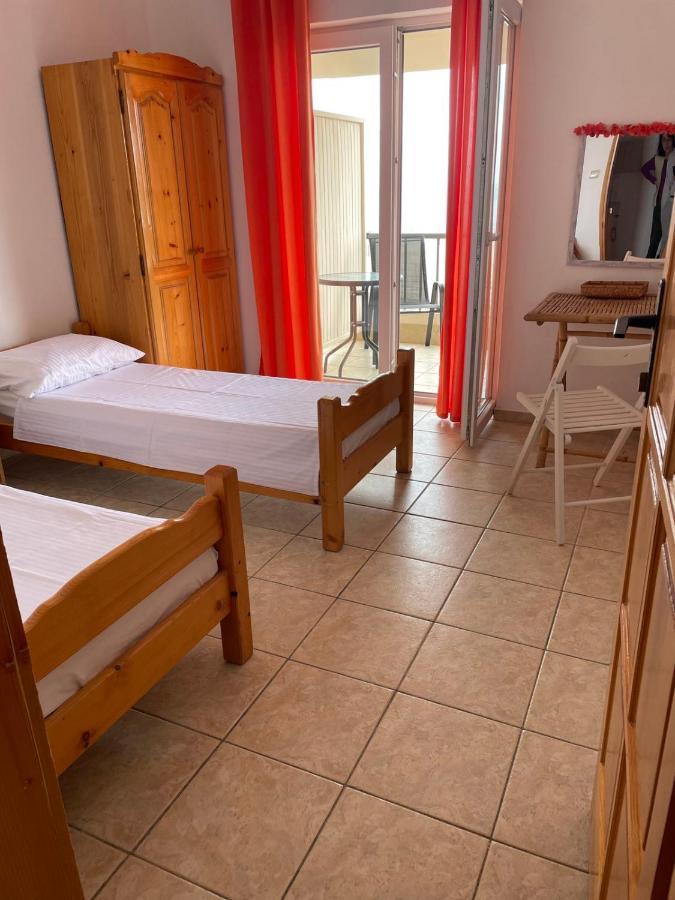 Apartments Djulija Сутоморе Экстерьер фото