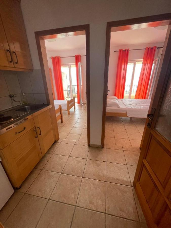 Apartments Djulija Сутоморе Экстерьер фото