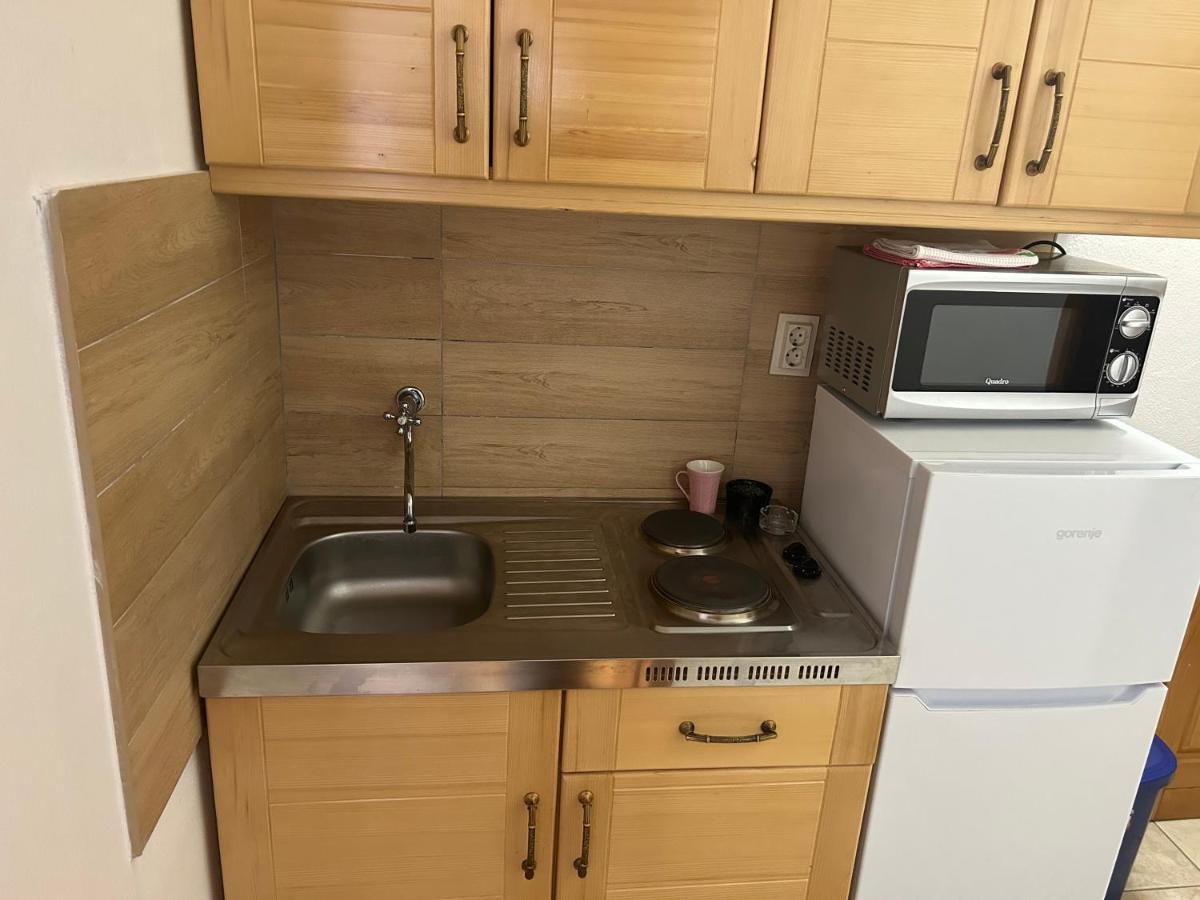 Apartments Djulija Сутоморе Экстерьер фото