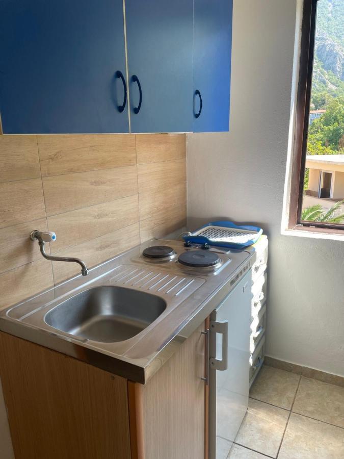 Apartments Djulija Сутоморе Экстерьер фото