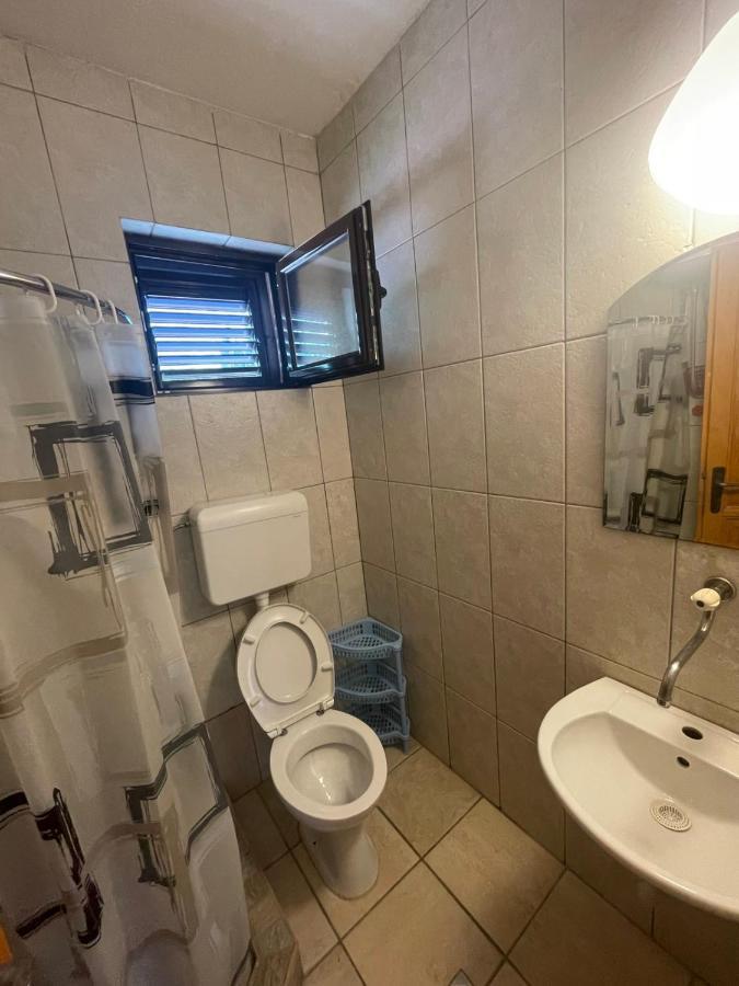 Apartments Djulija Сутоморе Экстерьер фото